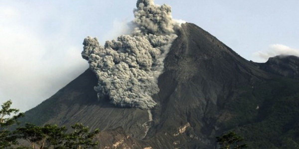 Penguasa Gaib di Gunung Merapi