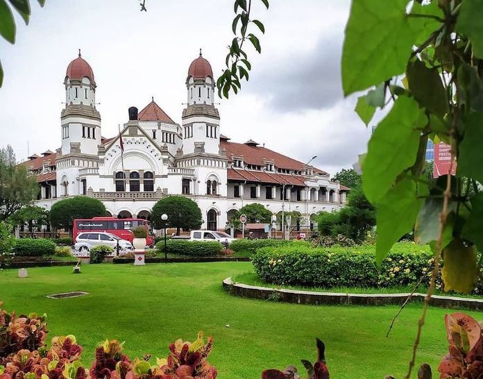 Tempat Bersejarah di Indonesia Dikenal Angker