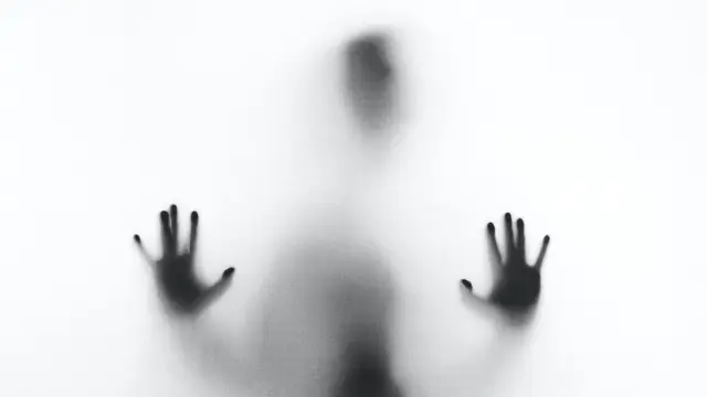 Tanda Rumah Anda Berhantu dan Cara Mengatasinya