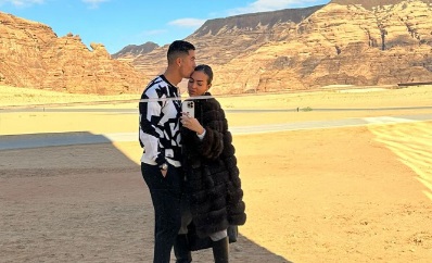 Cristiano Ronaldo dan Georgina Rodriguez Bermesraan saat Kunjungi Kota Berhantu