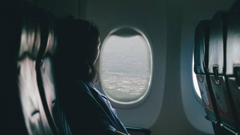 Kisah Pramugari Cantik Terbang dengan Pesawat Berhantu