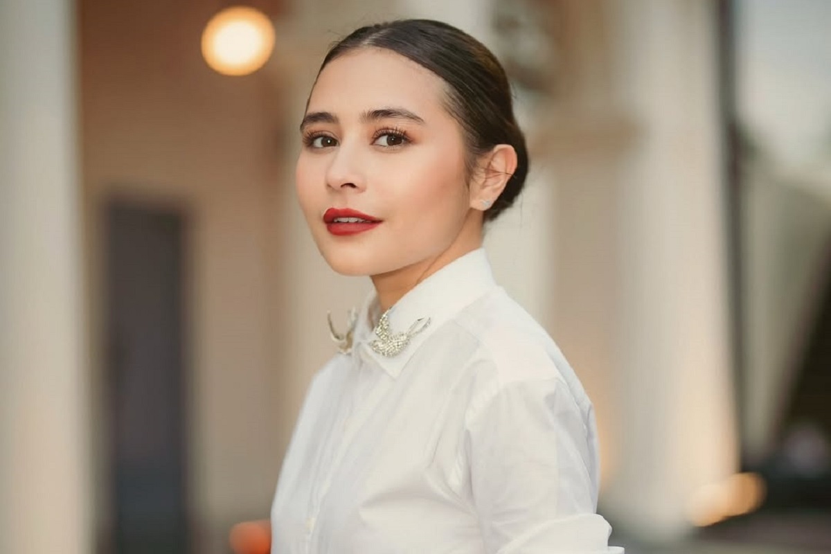 Momen Horor Prilly Latuconsina Lihat Hantu