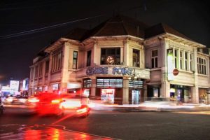 Sepenggal Kisah Jalan Braga Bandung, Dulunya Angker