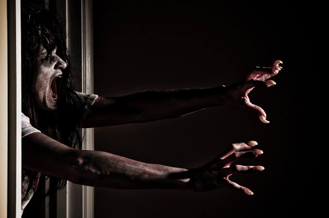 Ketempelan dan Kesurupan Mahluk Halus