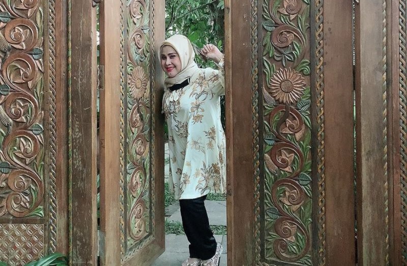 Elvy Sukaesih Kerap Diganggu Mahluk Halus